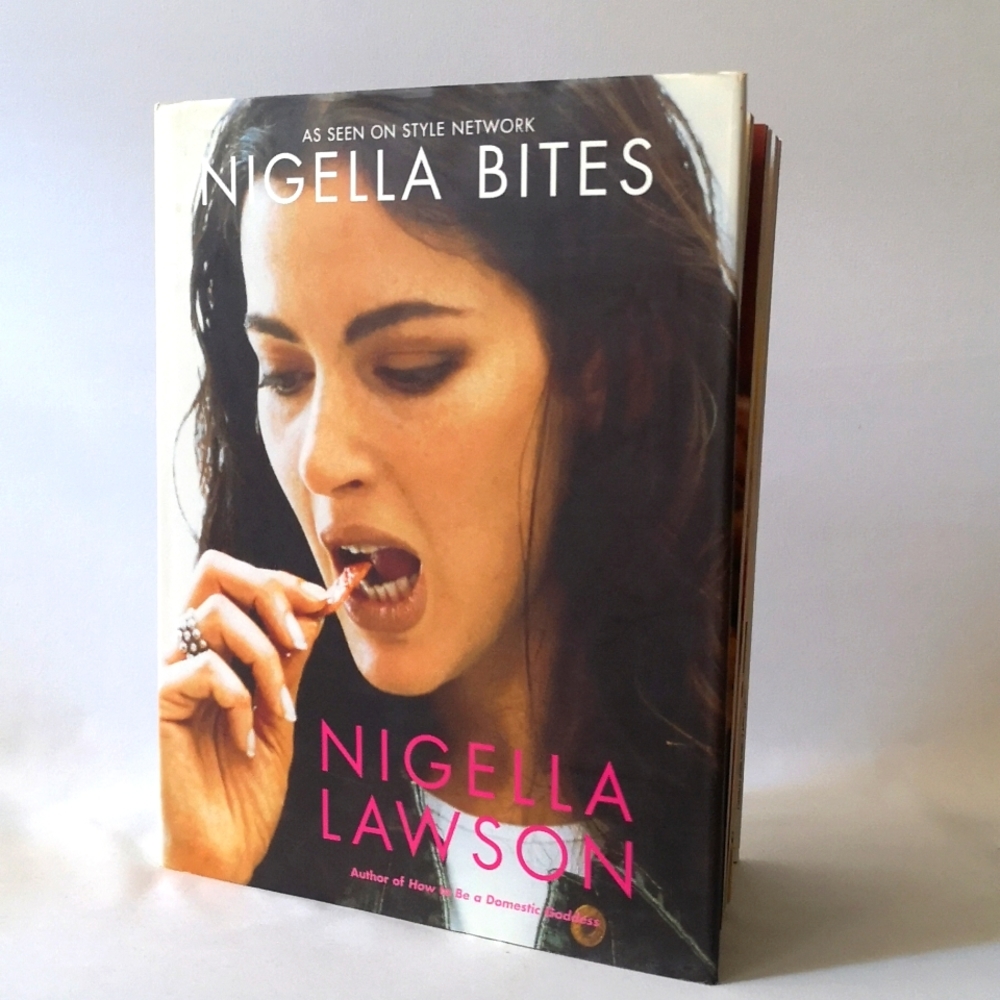 Nigella Bites Hardcover and Full Colour Cookbook by Nigella Lawson, 244 pgs